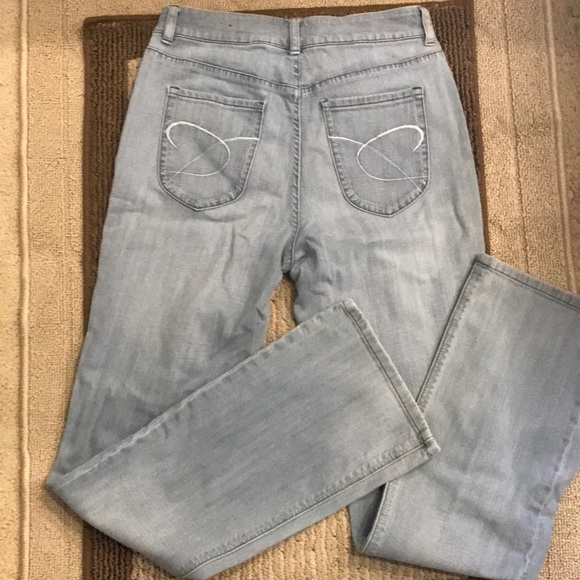 Ladies Chico’s Platinum Jeans - Picture 3 of 4